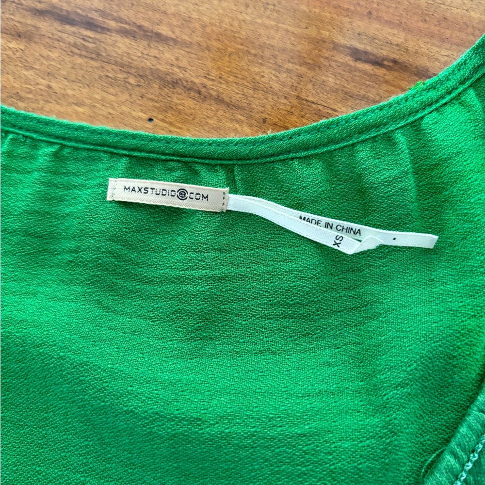 Max Studio  Stretch Linen Top - Picture 7 of 9